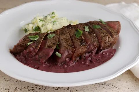 Air Fried New York Strip Steak with Red Wine Sauce
