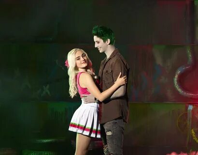 Meg Donnelly & Milo Manheim Will Return For "ZOMBIES 3," Pro