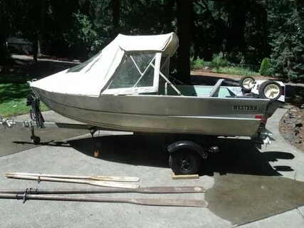 12 FOOT ALUMINUM BOAT WITH TRAILER - $4200 (Salem) Boats For