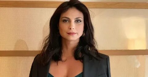 Morena Baccarin Biography - Facts, Childhood, Family Life & 