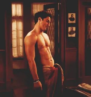 GIF michael trevino the vampire diaries tyler lockwood - ani