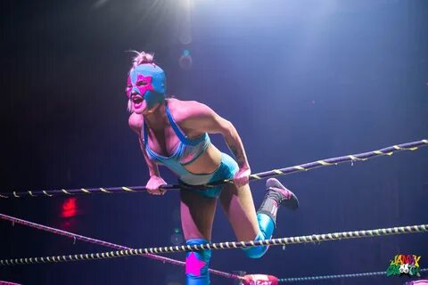 Noche de las Luchas: Lucha Vavoom at the Mayan - Janky Smoot