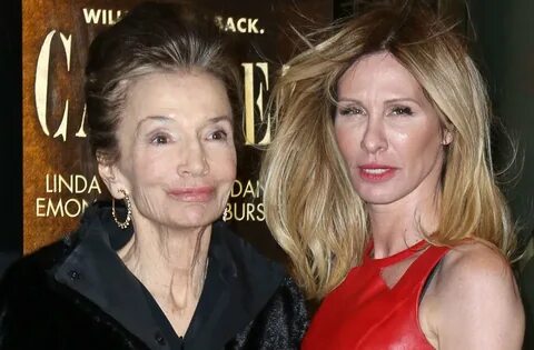 Ex 'RHONY's Carole Radziwill Mourns Death Of Mother-In-Law: 