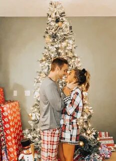 #Christmas #Couple #Cute Couples pictures #Picture Christmas