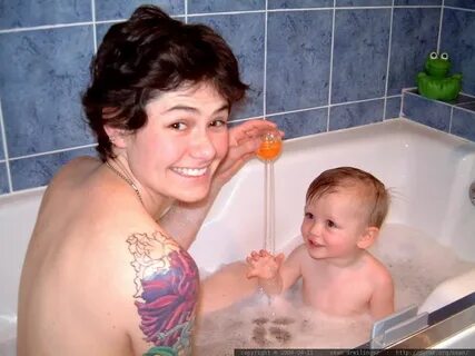 photo: mother baby bathtime dscf8133 - by seandreilinger