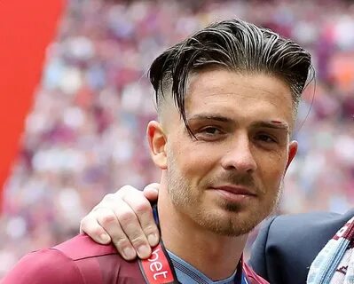 Jack Grealish / Jack Grealish Photos Photos - Aston Villa v 