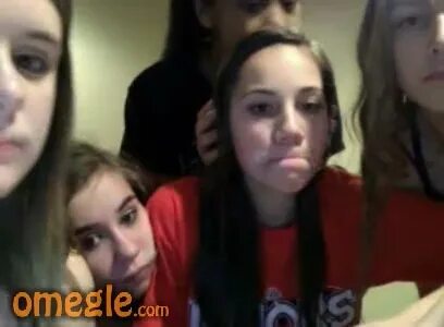 Amanda and 4 friends Omegle Teen Game