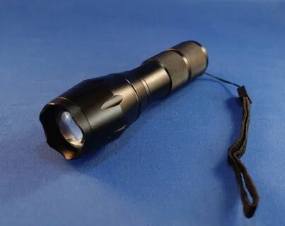 Survival Hax Tactical Flashlight review - The Gadgeteer