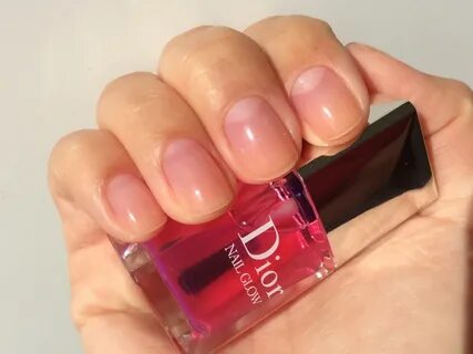 Dior Nail Glow Instant French Manicure Effect Whitening Nail