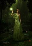 Девушка в зеленом платье (76 фото)