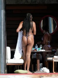 Liz Cambage Flaunts Her Sexy Body While Vacationing in St Ba