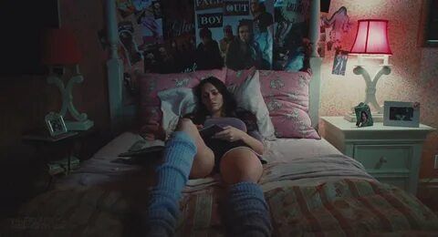 Blu-ray Screen Captures - JennifersBody0244 - Megan Fox Netw