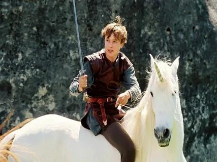 Peter on unicorn - Narnia Chronicles of narnia, Narnia cast,