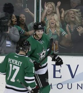 The Dallas Stars Ice Girls went nuts after Tyler Seguin's th