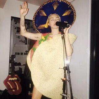 Lol Miley being Miley Miley cyrus dress, Miley cyrus, Miley