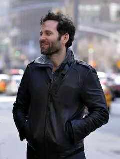 Eion Bailey in NYC on April 3, 2013 - @дневники: асоциальная