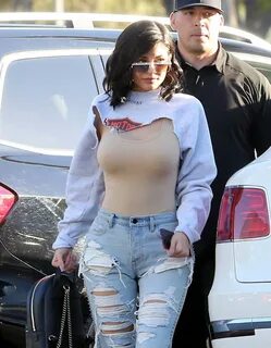 Kylie Jenner in Jeans Out in Los Angeles -07 GotCeleb