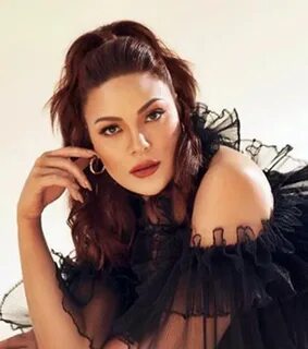 KC Concepcion Shares Va-va-voom Beach Photo, Netizens React