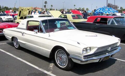 File:1966 Ford Thunderbird Hardtop White.jpg - Wikimedia Com