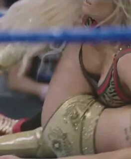 Carmella cash in and nip slip from a different angle (3 MIC)