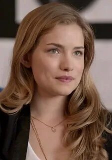 50 Hot Willa Fitzgerald Photos Will Make Your Day Better - 1