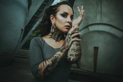 Tatiana Shmailyuk (Jinjer) about astronomy and tattoo art - 