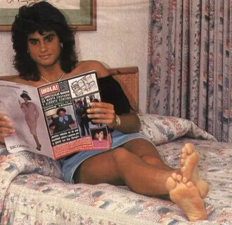 49 Hot Photos of Gabriela Sabatini Mesmerize You With Their 