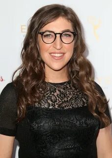 Mayim Bialik Long Wavy Cut - Newest Looks - StyleBistro