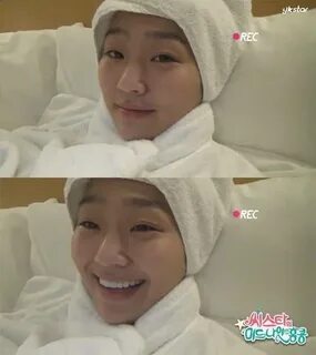 allkpop on Twitter: "SISTAR's Hyorin reveals her bare face o