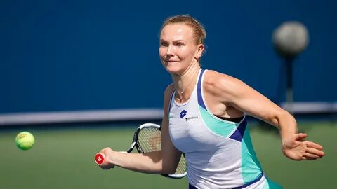 Highlights: Qualifier Siniakova clinches second round spot -