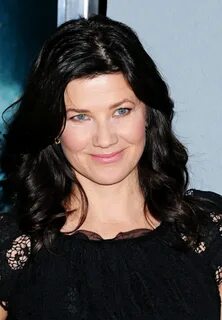 Daphne Zuniga Picture 3 - Gorgeous and Green Global Green's 