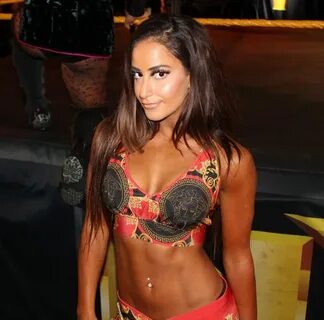 49 hot Aliyah photos drive you crazy on this WWE diva
