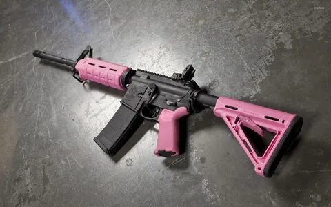 Скачать обои pink, ar15, assault rifle, раздел оружие в разр