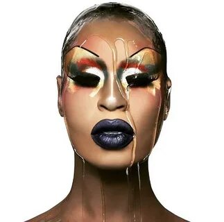 brandon on Twitter: "Shea Couleé (@SheaCoulee)-the mug is to