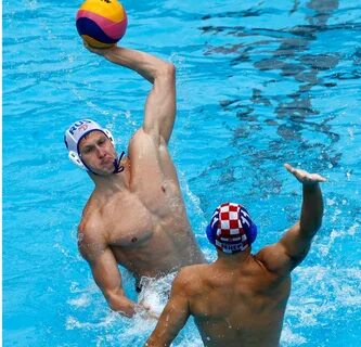 Русские готовы всех рвать!" 