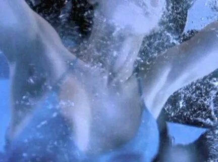Jennifer Love Hewitt Naked - The Tuxedo, 2002 (4 pics) NudeB