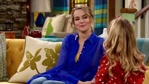 Stills - Good Luck Charlie