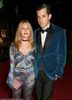 Coco Sumner kisses Mark Ronson's ex Joséphine de La Baume Mark ronson,...