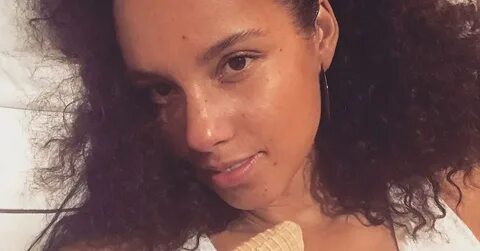 Alicia Keys Just Debuted Neon Box Braids on Instagram Teen V