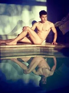 Igor Kolomiyets Naked (F) - For The Beautiful Men