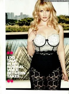 Big Tits Celebrities Melissa Rauch Pictures and Videos Big T