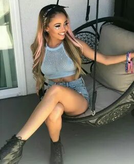 Vanessa Morgan Coachella celebrities outfits, Celebrity outf