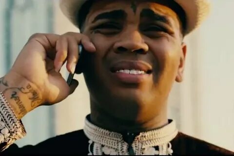 Kevin Gates Is Trapping Off His Cellulars in "Two Phones" Vi