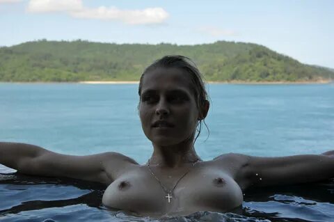 Teresa Palmer Naked (30 Photos!) #TheFappening