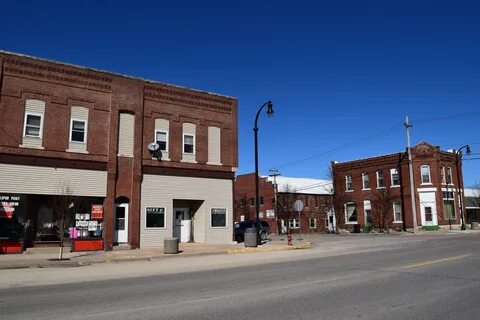 File:Downtown Fredericksburg, Iowa.jpg - Wikimedia Commons