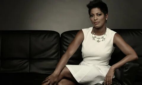 Here’s How Tamron Hall Engages Fans and Brands on Social Med