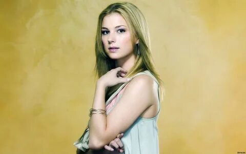 #5830922 / 1600x1000 emily vancamp wallpaper for desktop - C