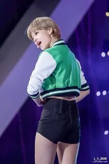 Pin by Dih Naomi on Jeongyeon Style, Fashion, Cute