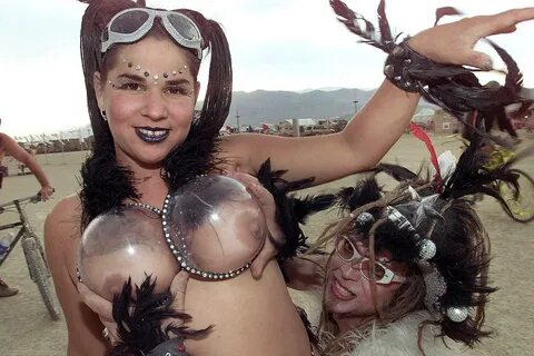 The Most Outrageous Things To Happen At Burning Man 2015 - S