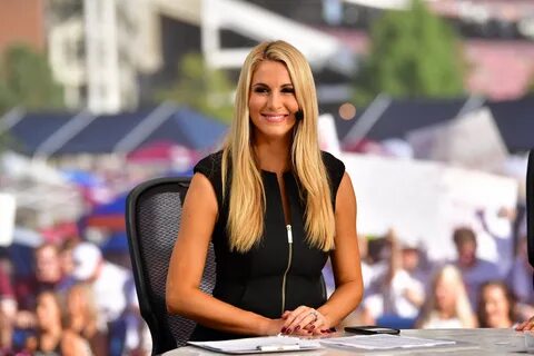 Espn Nfl Live Hosts Laura - Derrick Davenport